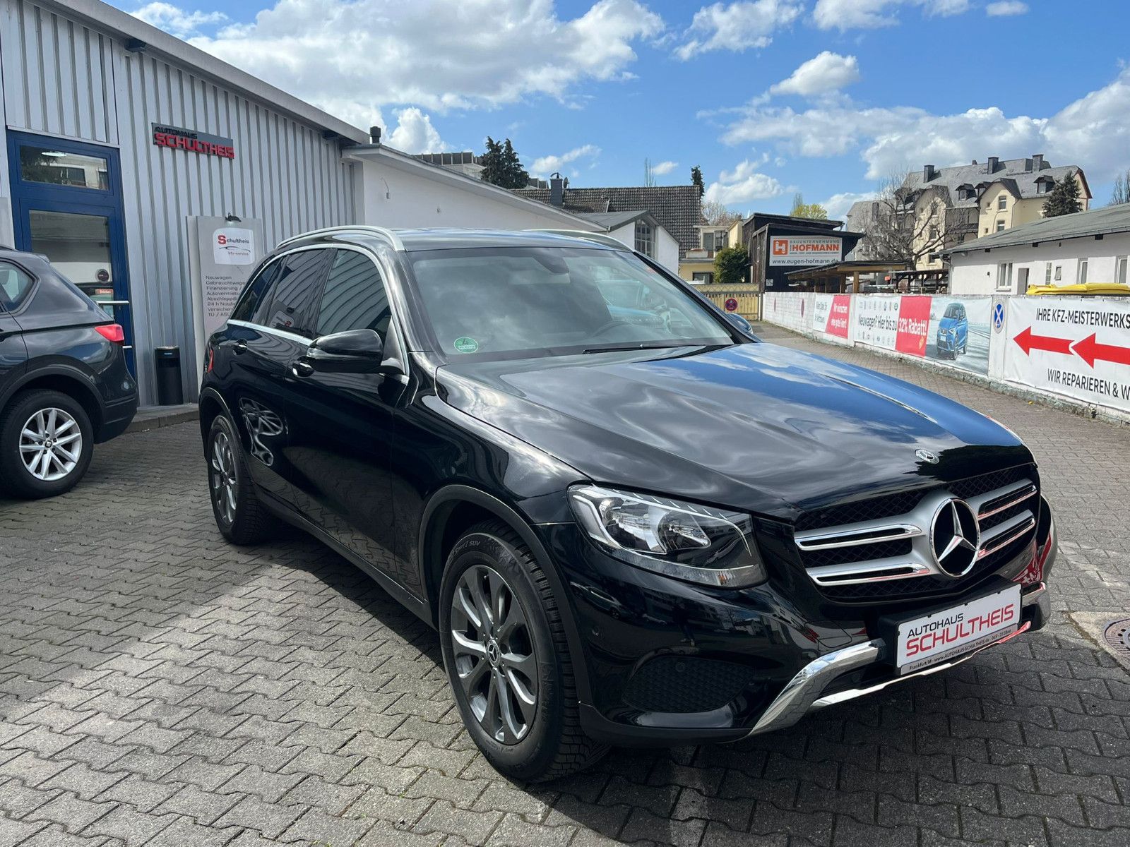 Fahrzeugabbildung Mercedes-Benz GLC 250 4Matic*NAVI*PDC*RFK*
