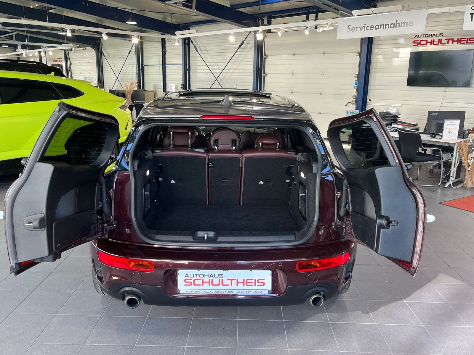 Fahrzeugabbildung MINI Cooper S Clubman*HEAD-UP*PANO*KEYLESS*RFK*