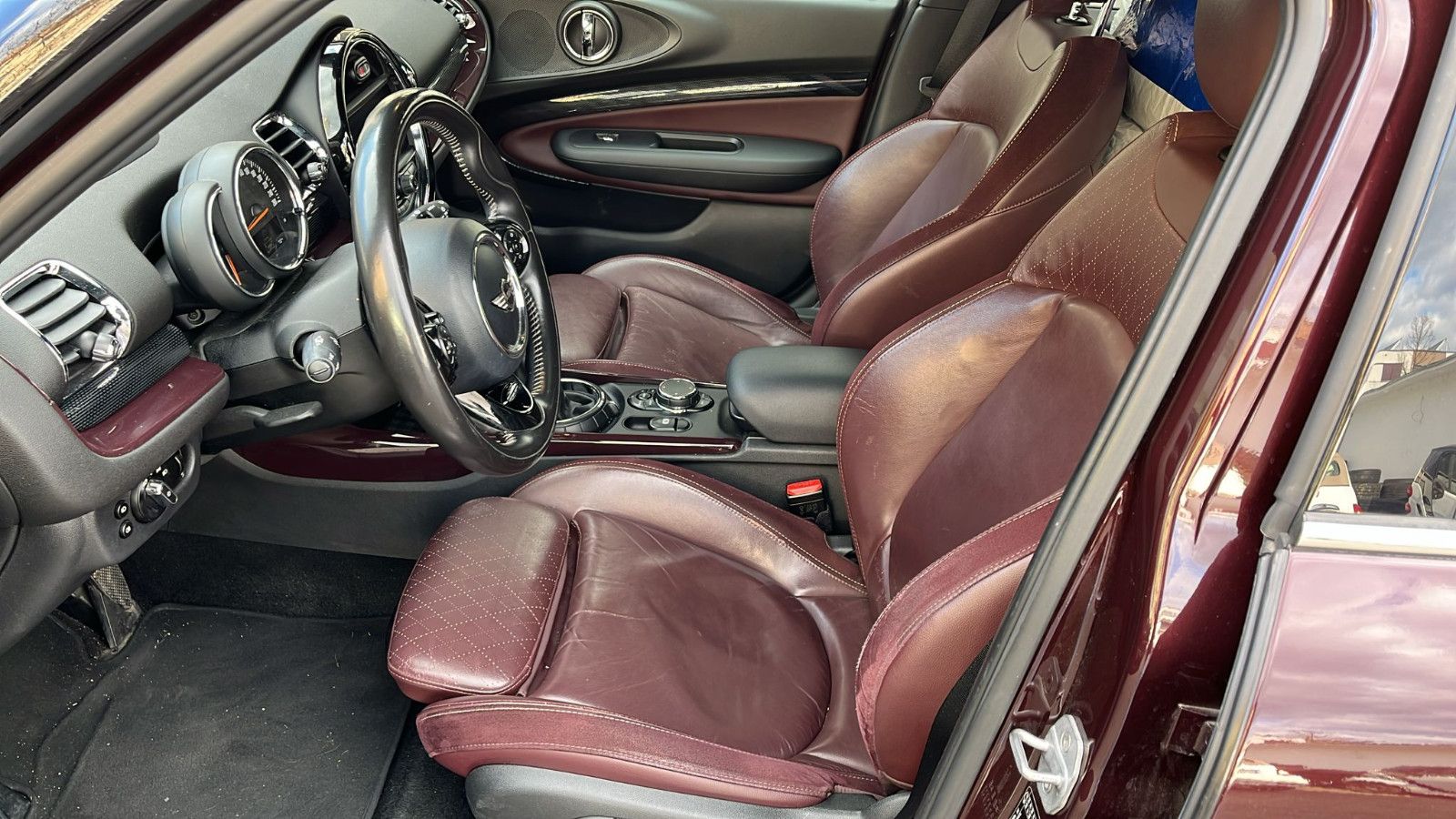 Fahrzeugabbildung MINI Cooper S Clubman*HEAD-UP*PANO*KEYLESS*RFK*