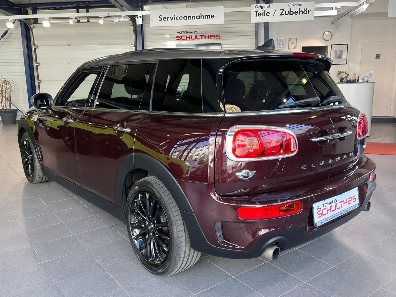 Fahrzeugabbildung MINI Cooper S Clubman*HEAD-UP*PANO*KEYLESS*RFK*