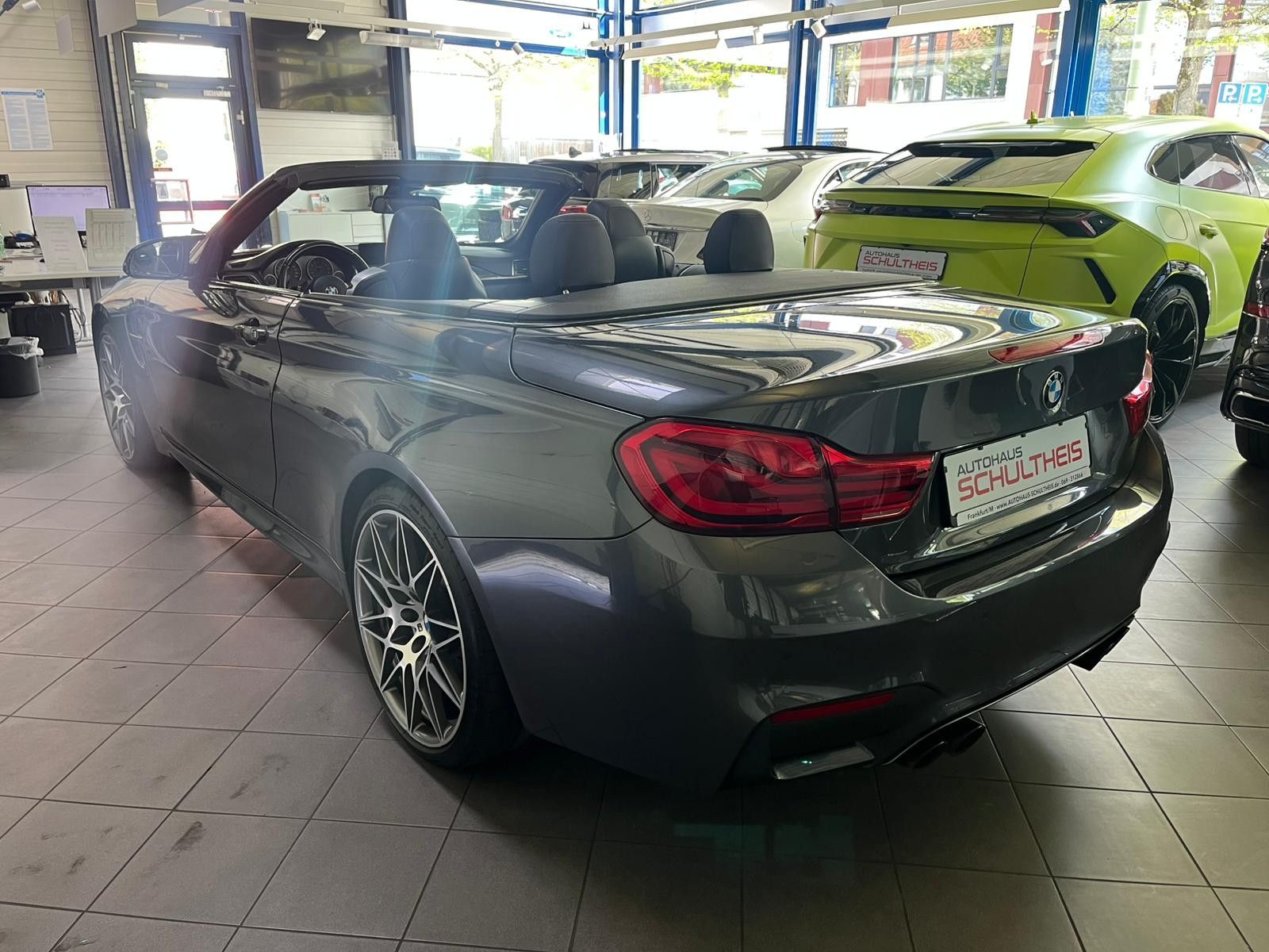 Fahrzeugabbildung BMW M4 Cabrio DKG Competition*1.HAND*DEUTSCHE-FZG*