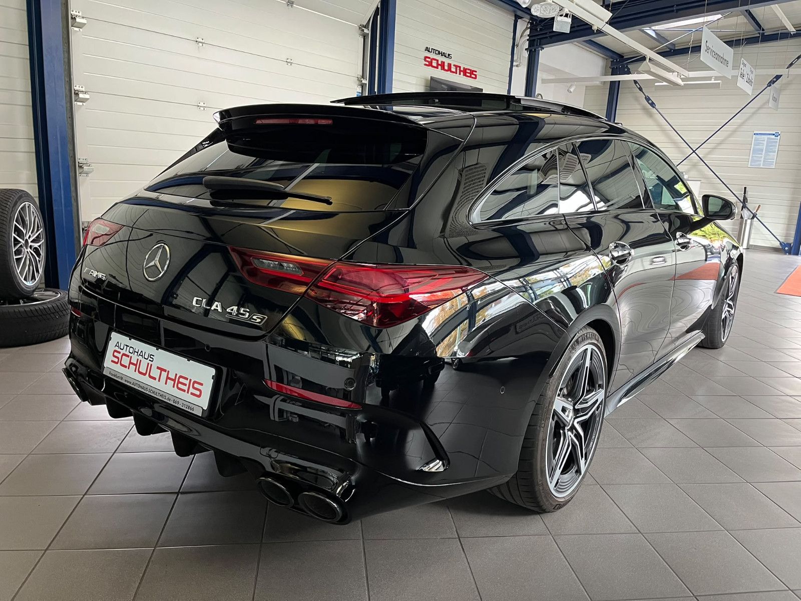 Fahrzeugabbildung Mercedes-Benz CLA 45 S AMG 4Matic Shooting Brake*PANO*HEADUP
