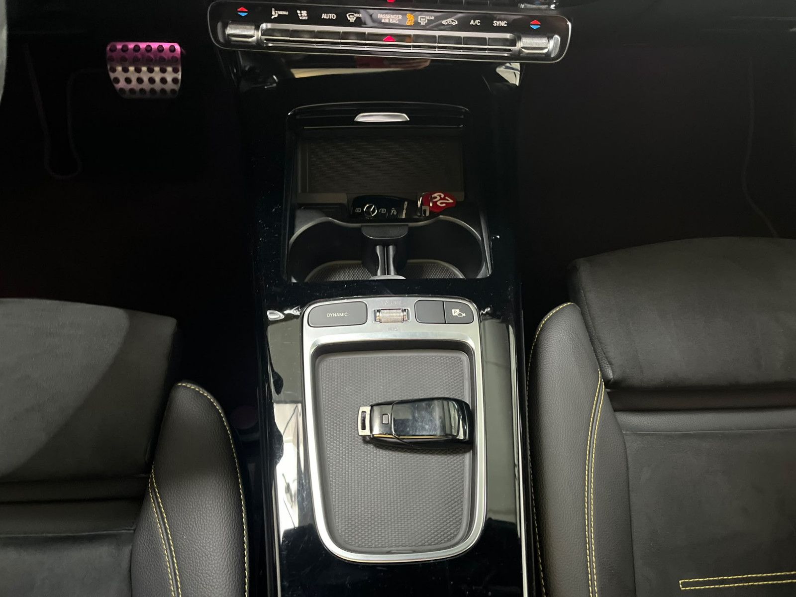 Fahrzeugabbildung Mercedes-Benz CLA 45 S AMG 4Matic Shooting Brake*PANO*HEADUP