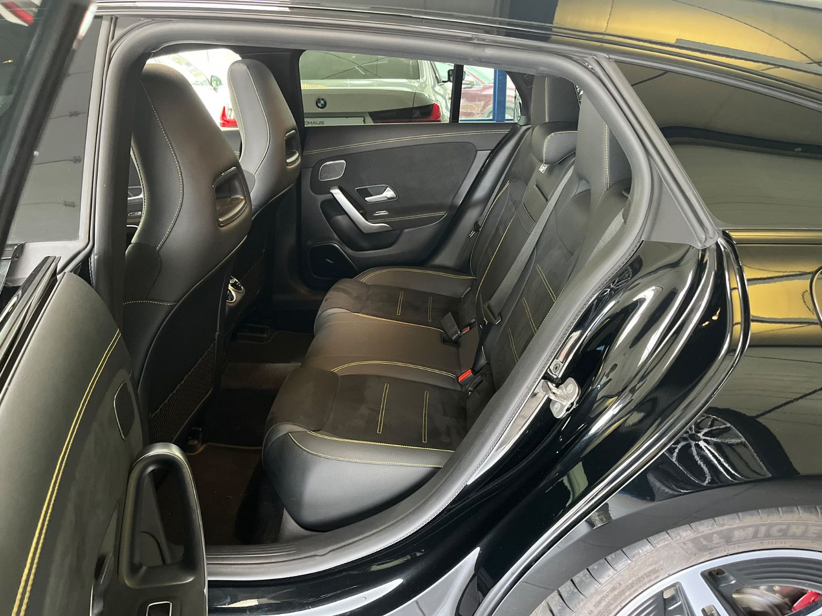 Fahrzeugabbildung Mercedes-Benz CLA 45 S AMG 4Matic Shooting Brake*PANO*HEADUP