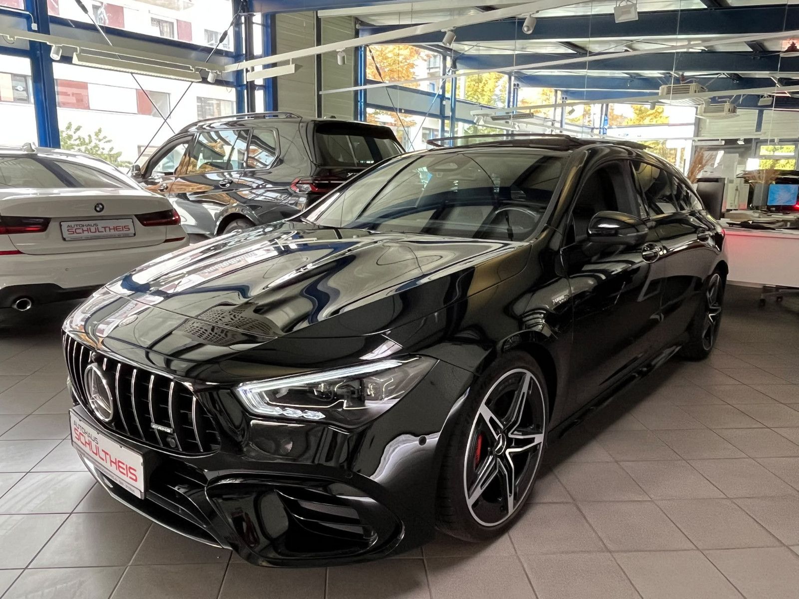 Fahrzeugabbildung Mercedes-Benz CLA 45 S AMG 4Matic Shooting Brake*PANO*HEADUP