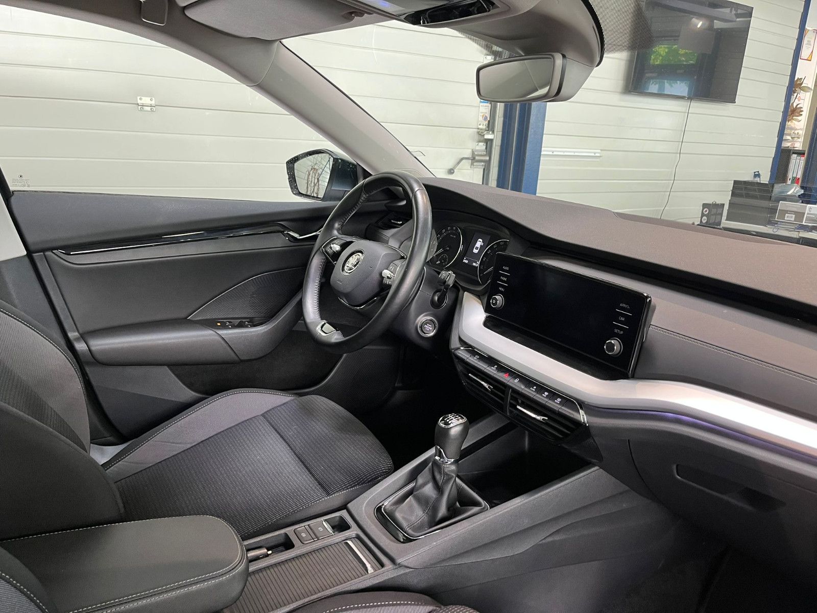 Fahrzeugabbildung SKODA Octavia Lim. Ambition*VC*LED*