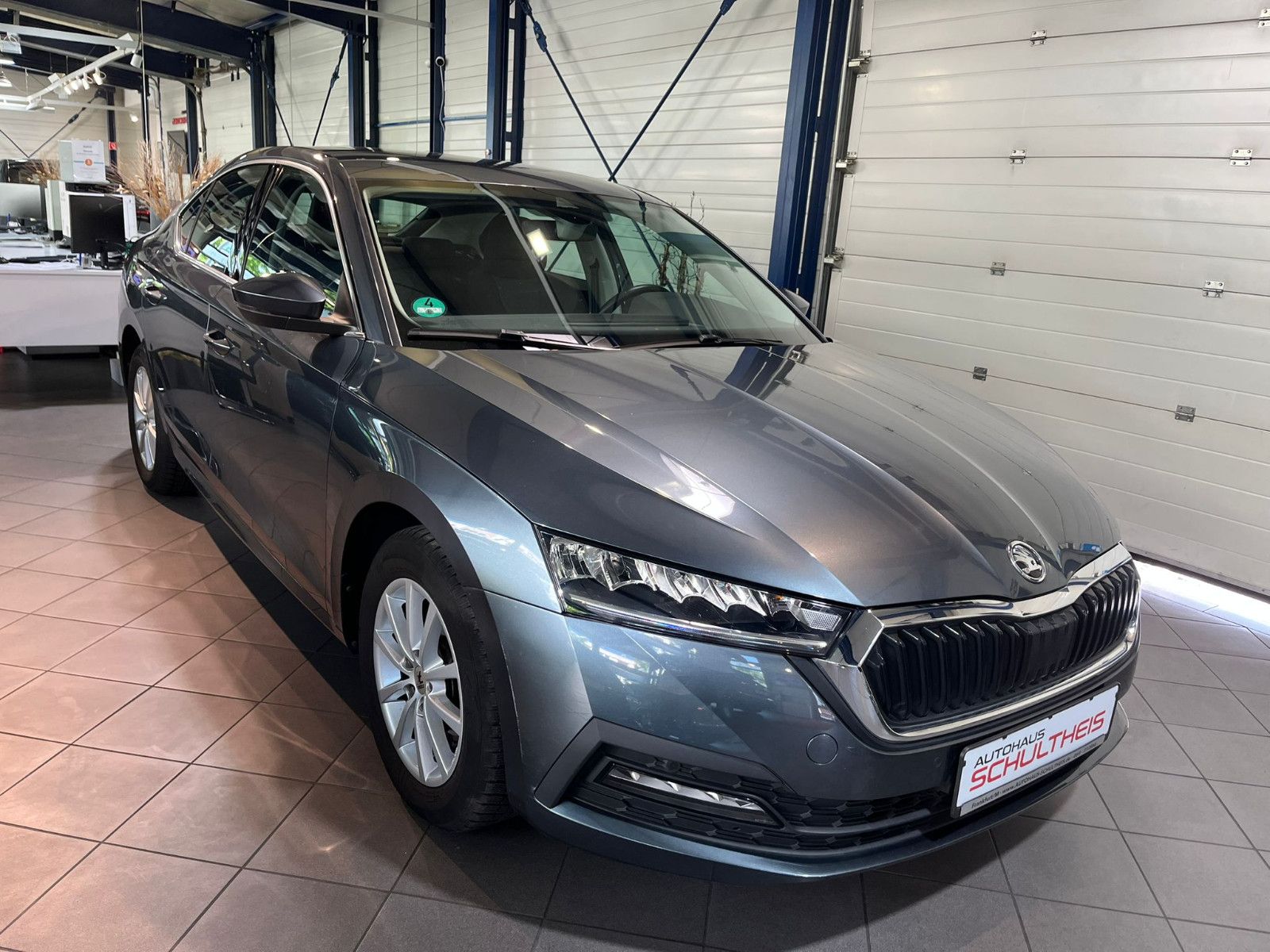 Fahrzeugabbildung SKODA Octavia Lim. Ambition*VC*LED*