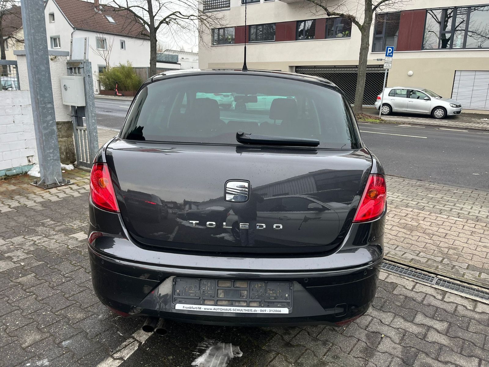 Fahrzeugabbildung SEAT Toledo Stylance / Style DSG*LEDER*SHZ*GSD*PDC