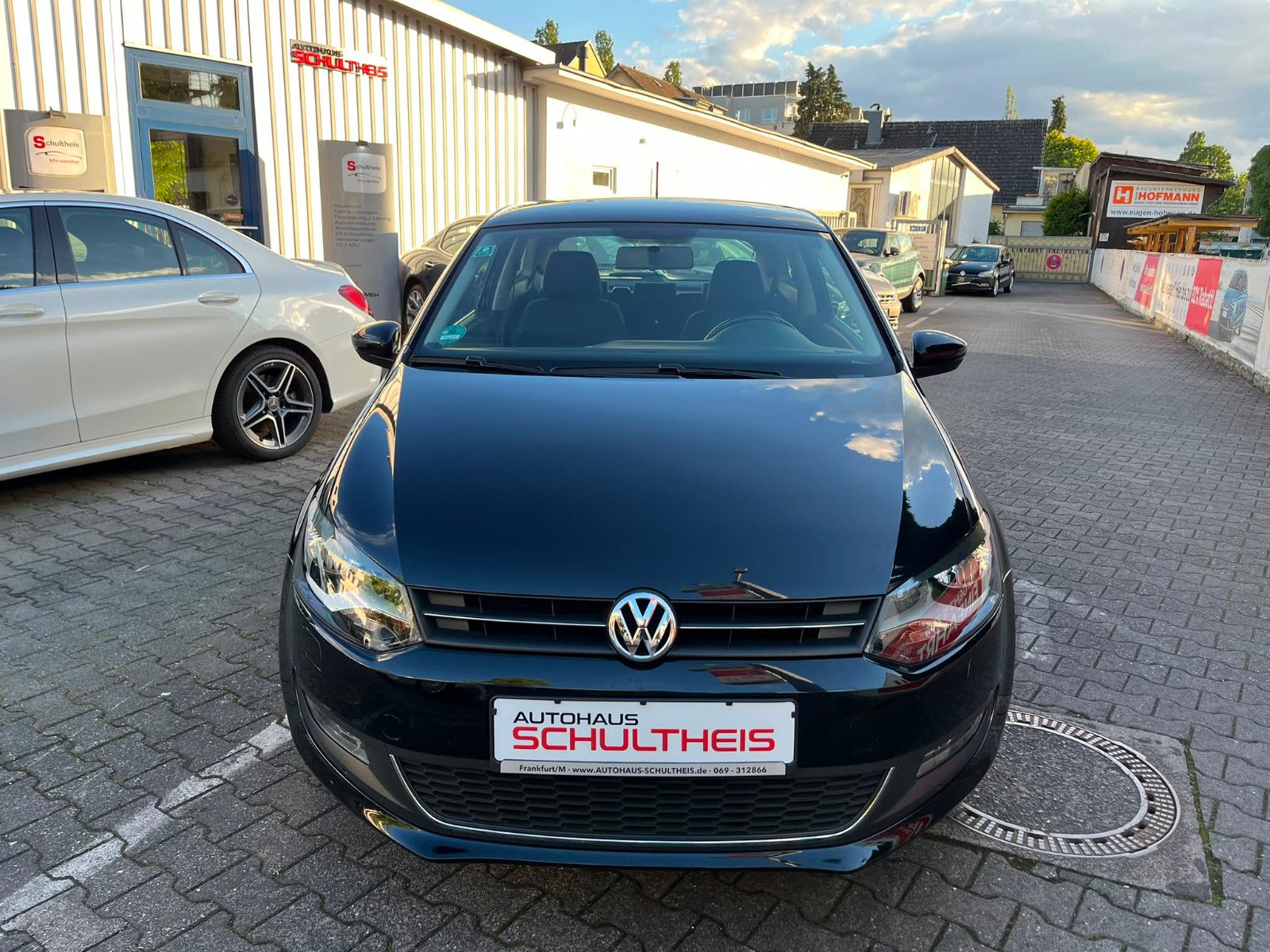 Fahrzeugabbildung Volkswagen Polo V Highline*NAVI*PDC*SITZHEIZUNG*KLIMAAUT