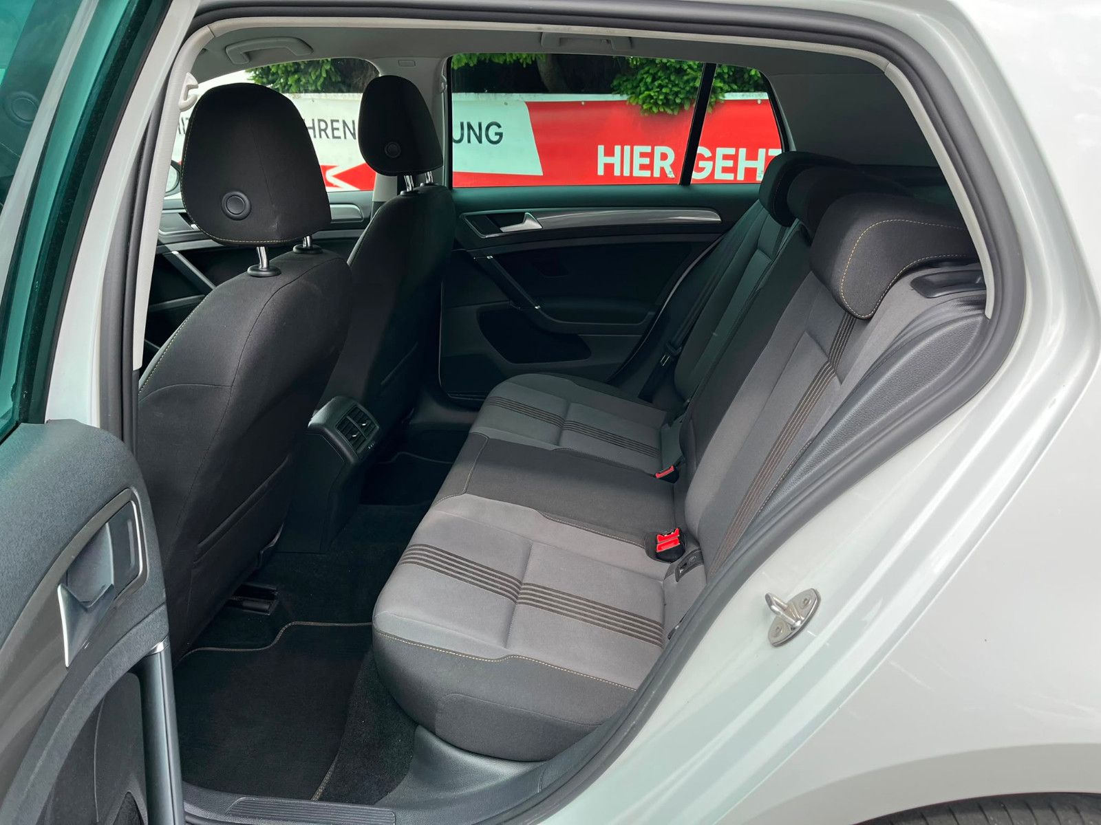 Fahrzeugabbildung Volkswagen Golf VII Lim. Allstar BMT