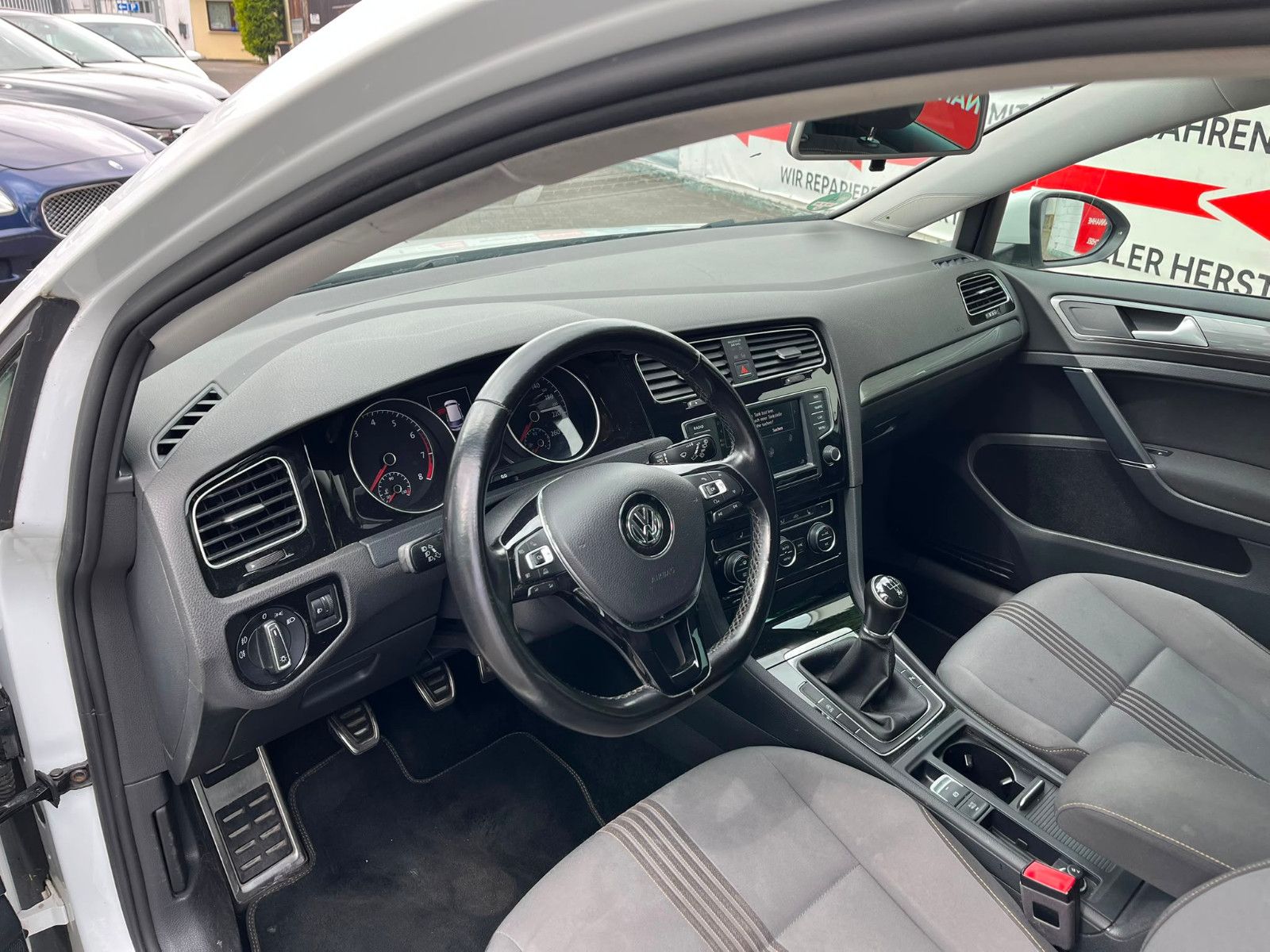 Fahrzeugabbildung Volkswagen Golf VII Lim. Allstar BMT