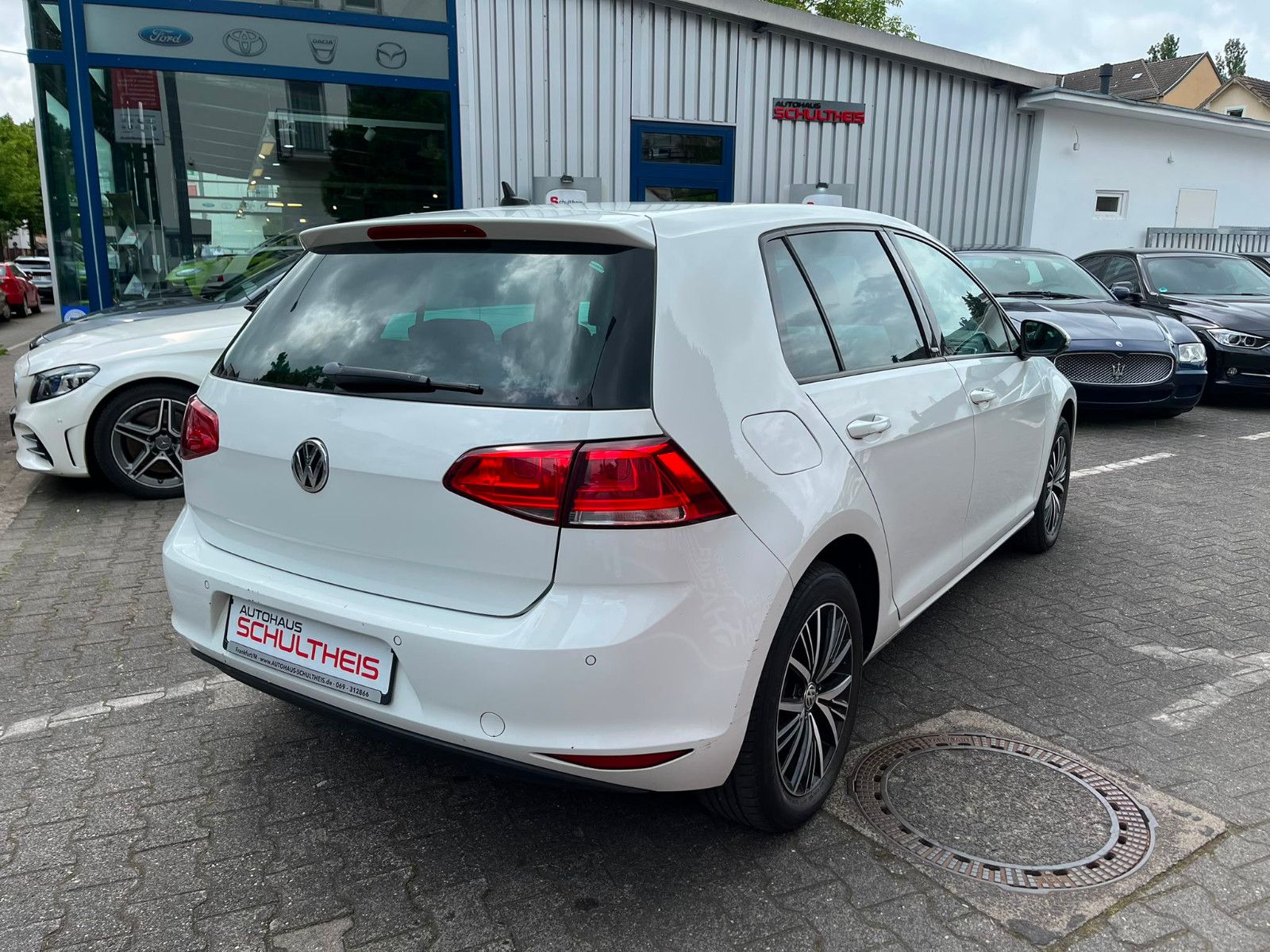 Fahrzeugabbildung Volkswagen Golf VII Lim. Allstar BMT