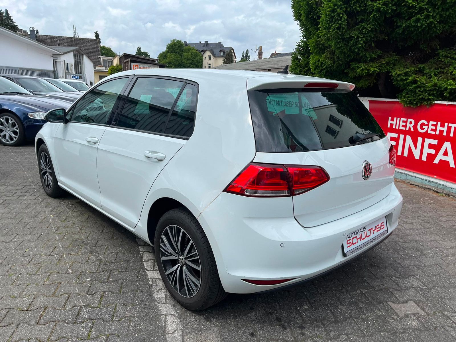 Fahrzeugabbildung Volkswagen Golf VII Lim. Allstar BMT