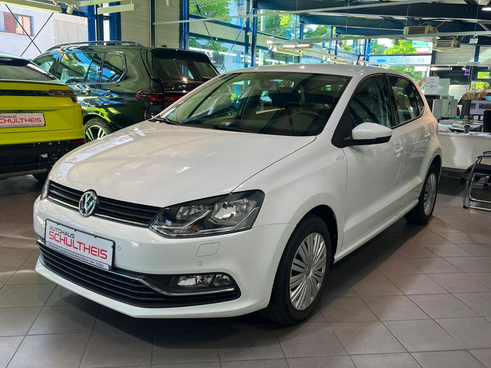Volkswagen Polo V Comfortline|SITZHEIZUNG|EINPARKHILFE|AUX|