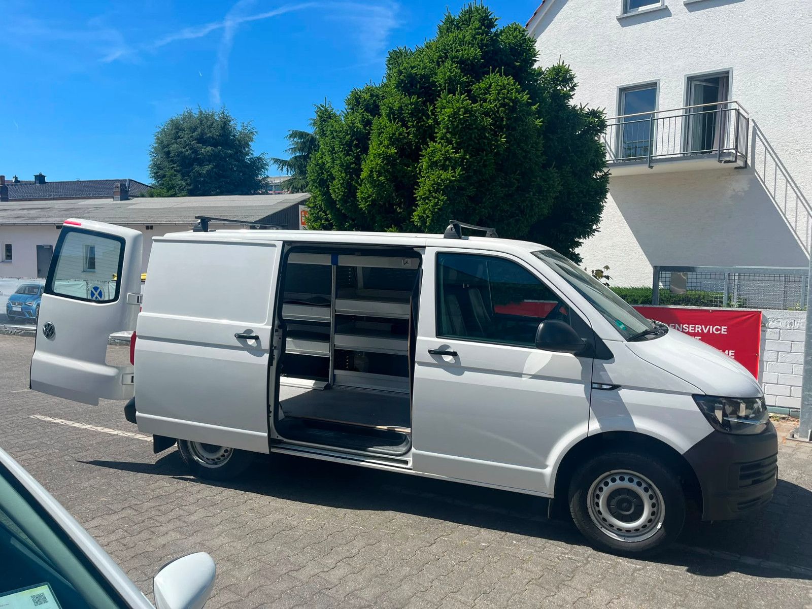 Fahrzeugabbildung Volkswagen T6 Transporter Kombi Kasten|1.HAND|KLIMA|