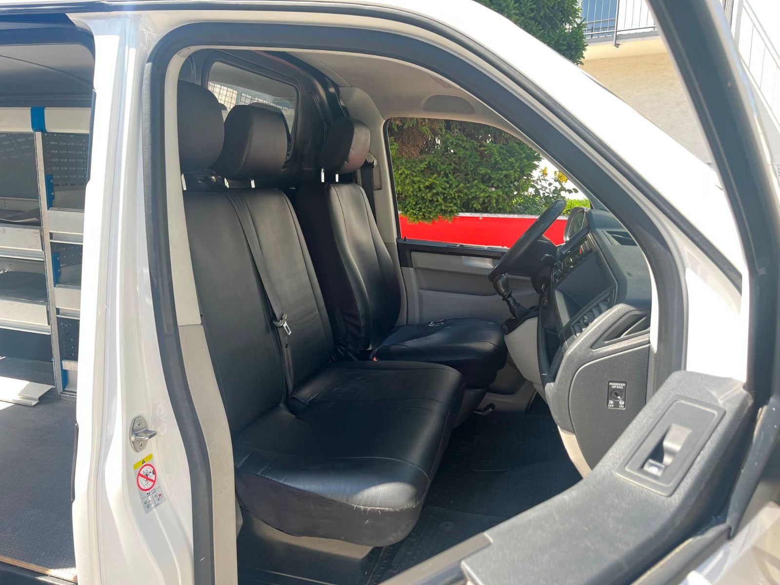 Fahrzeugabbildung Volkswagen T6 Transporter Kombi Kasten|1.HAND|KLIMA|