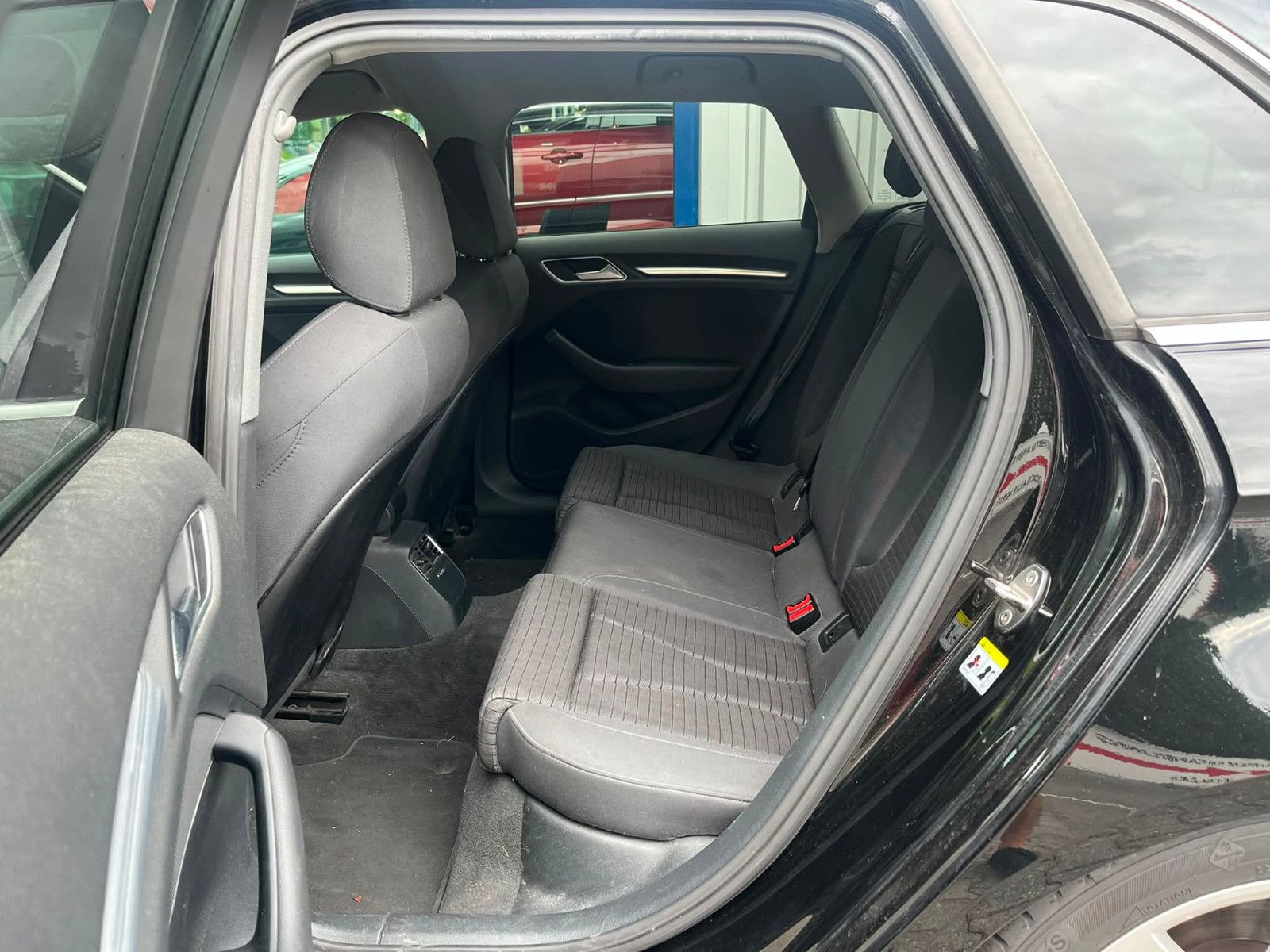 Fahrzeugabbildung Audi A3 Sportback Sport*V-COCKPIT*KEYLESS*ACC*SPUR*