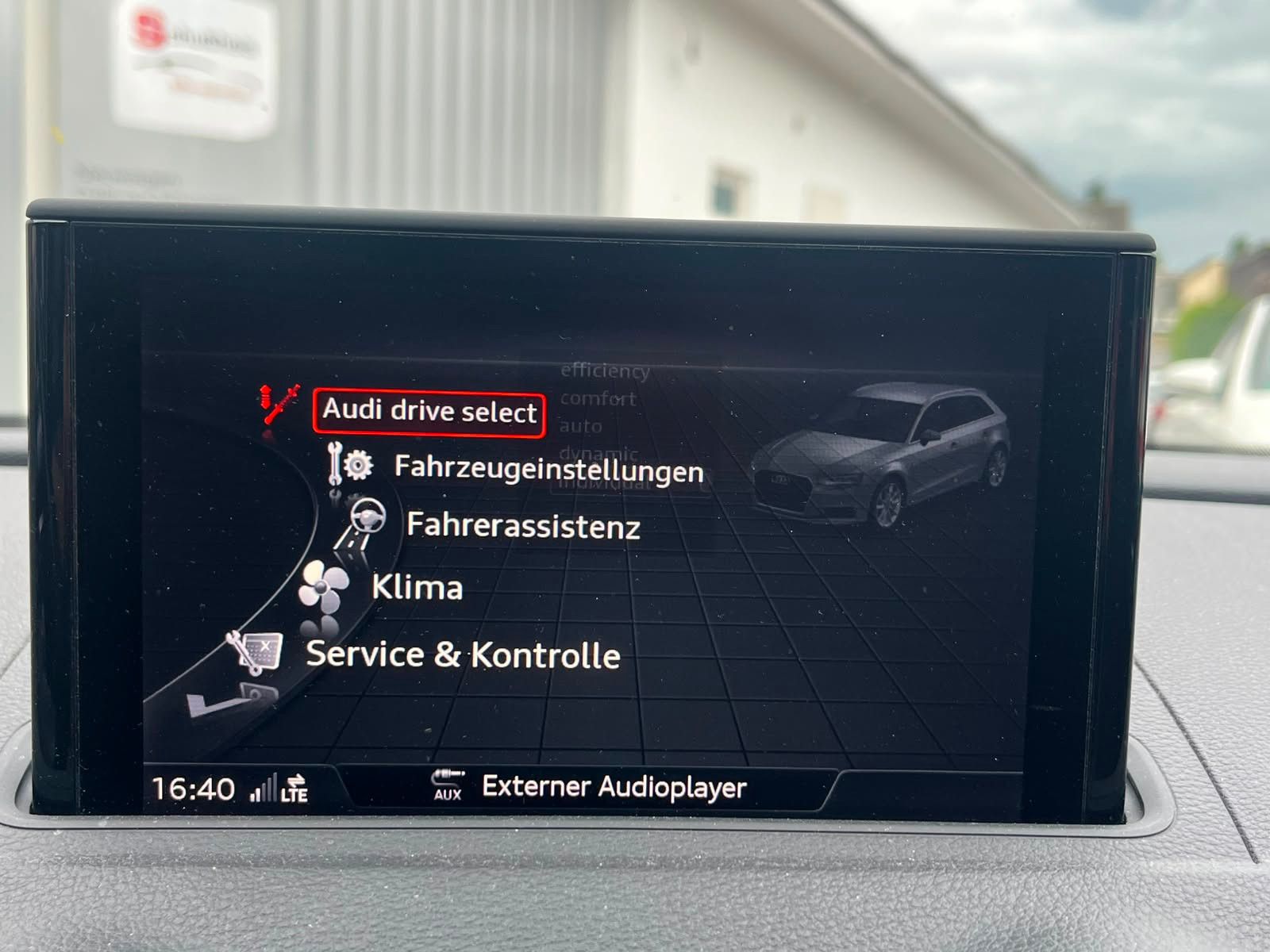 Fahrzeugabbildung Audi A3 Sportback Sport*V-COCKPIT*KEYLESS*ACC*SPUR*