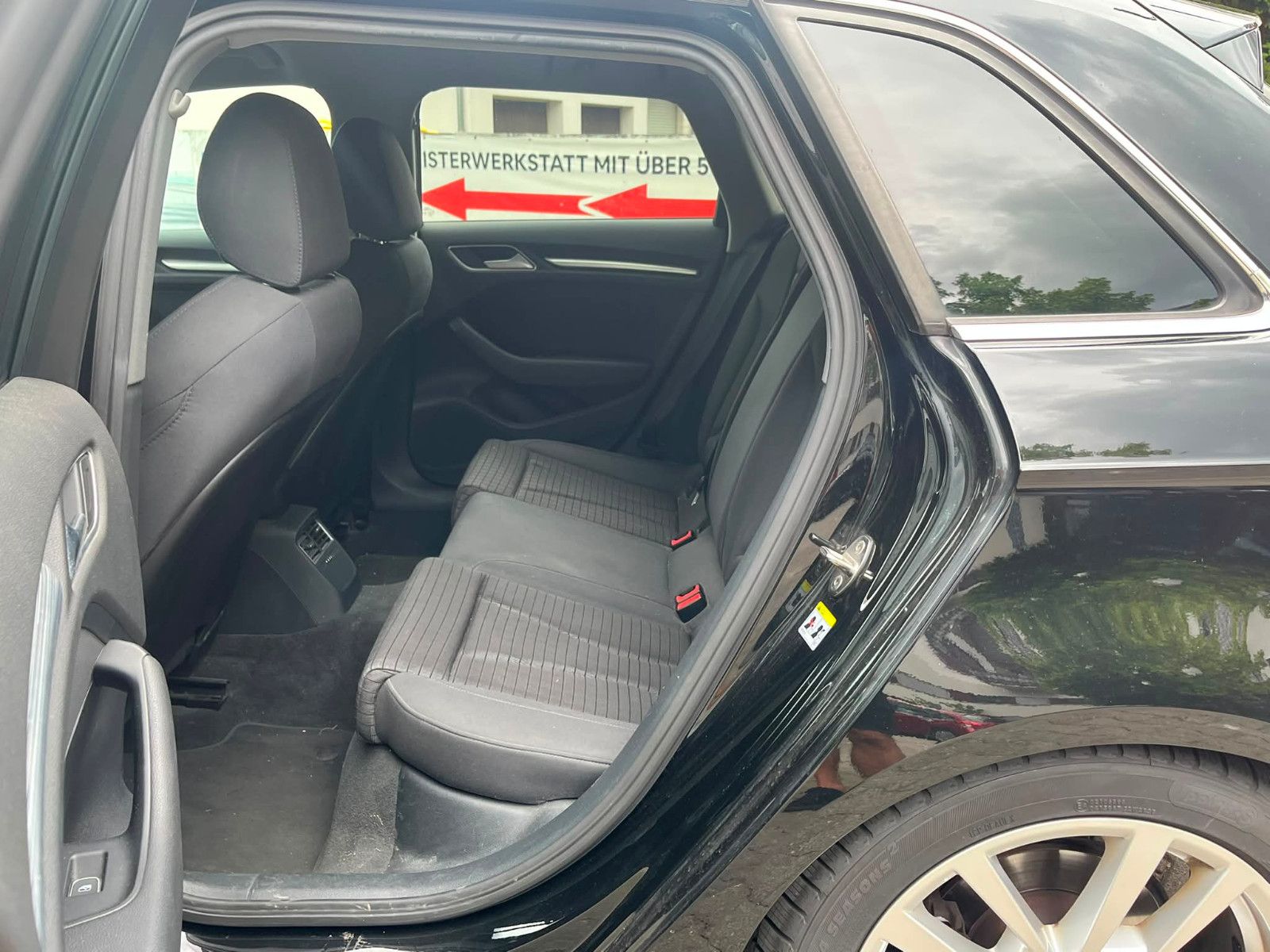 Fahrzeugabbildung Audi A3 Sportback Sport*V-COCKPIT*KEYLESS*ACC*SPUR*