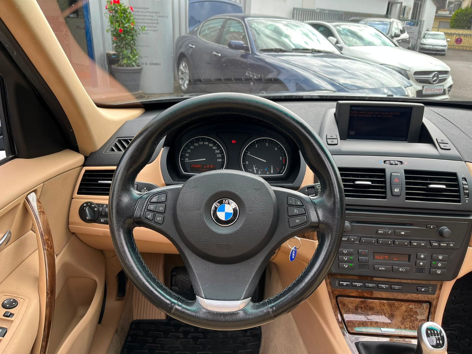 Fahrzeugabbildung BMW X3 2.0*LEDER*PANO*AHK*PDC*SHZ*XENON*