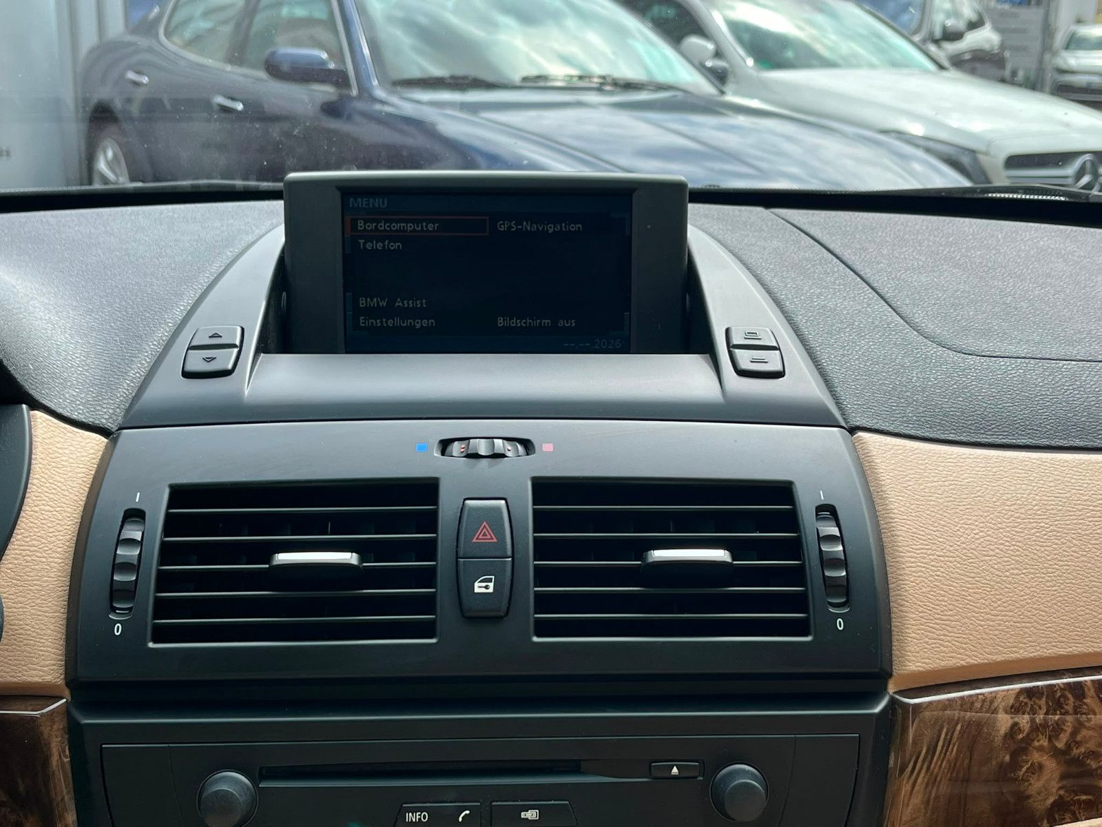 Fahrzeugabbildung BMW X3 2.0*LEDER*PANO*AHK*PDC*SHZ*XENON*