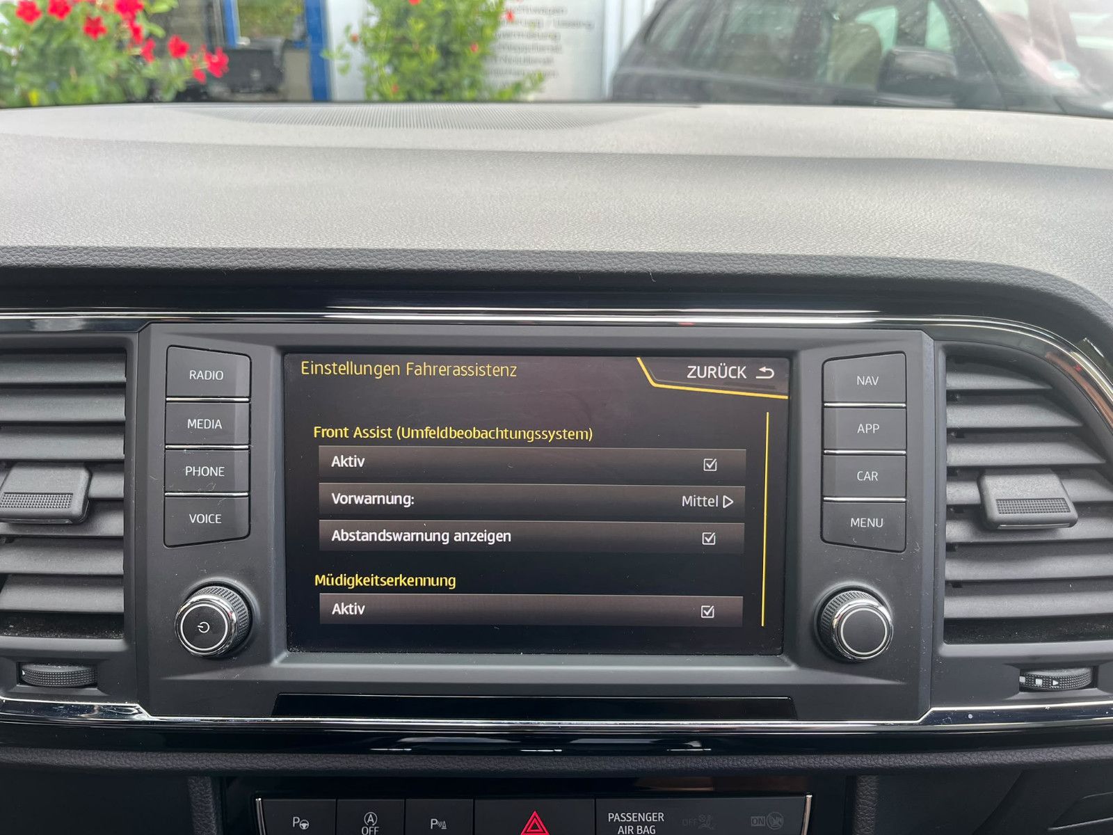 Fahrzeugabbildung SEAT Ateca FR 4Drive DSG*LED*PANO*ALCANTARA*