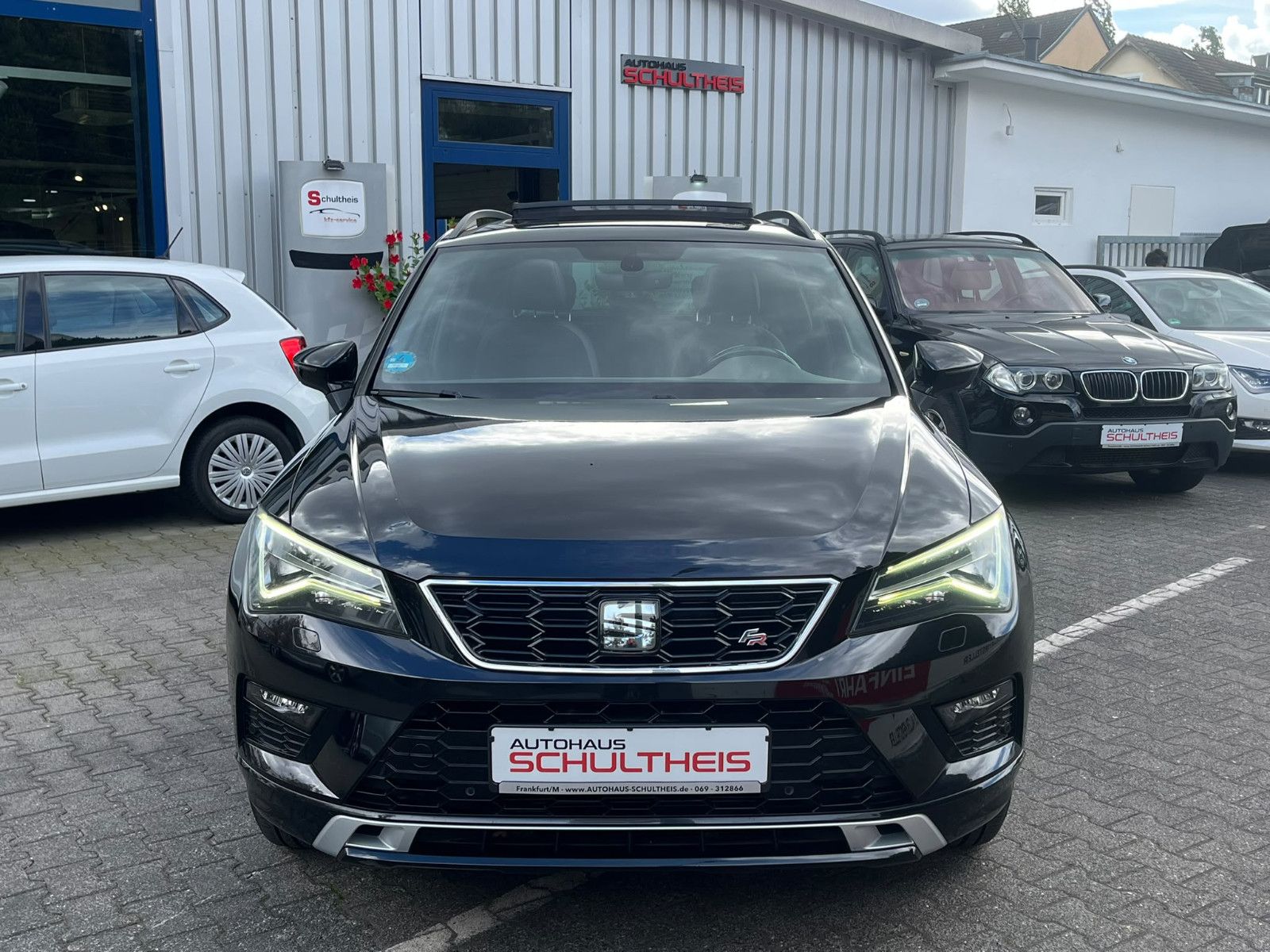Fahrzeugabbildung SEAT Ateca FR 4Drive DSG*LED*PANO*ALCANTARA*