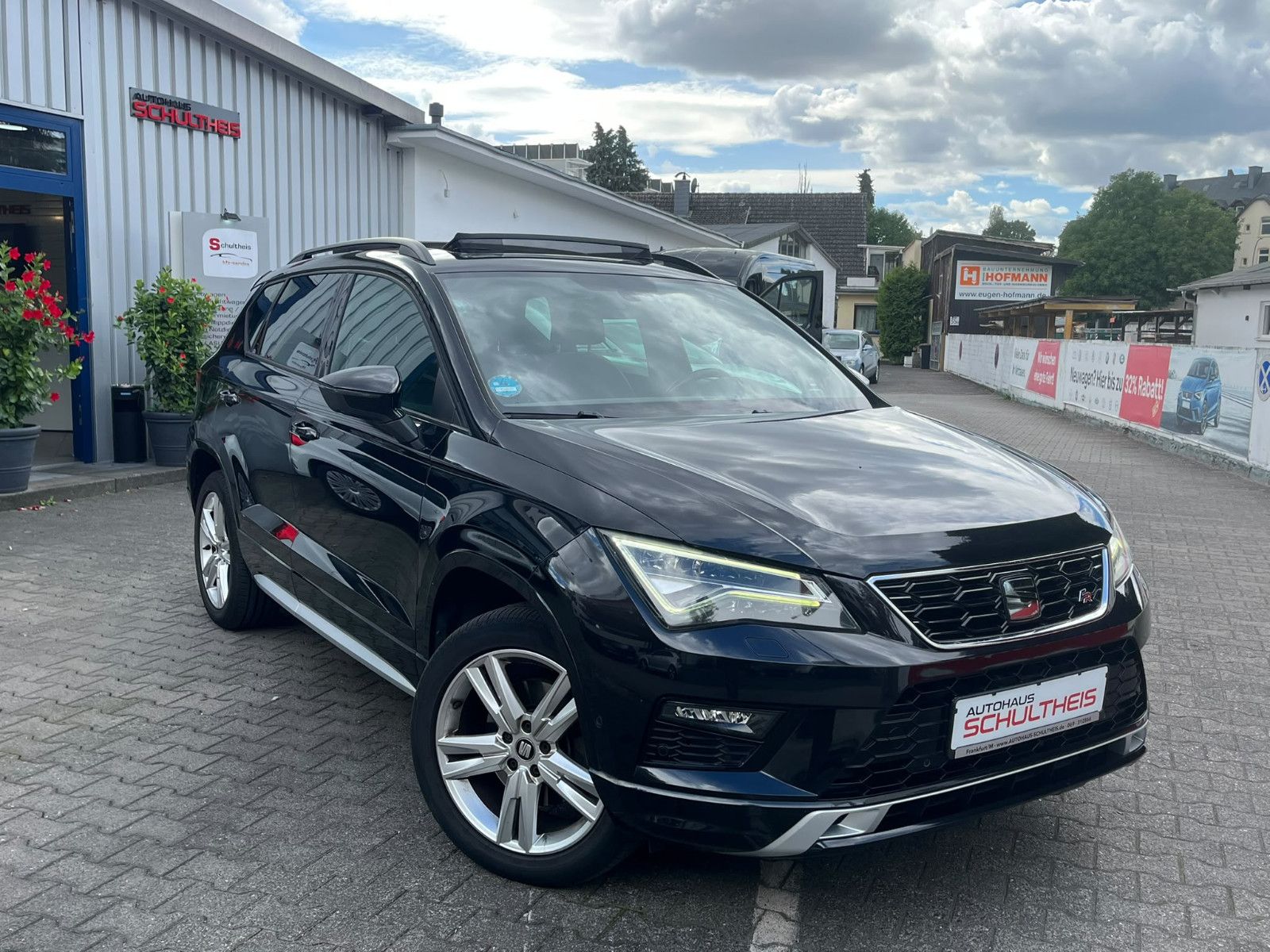 Fahrzeugabbildung SEAT Ateca FR 4Drive DSG*LED*PANO*ALCANTARA*