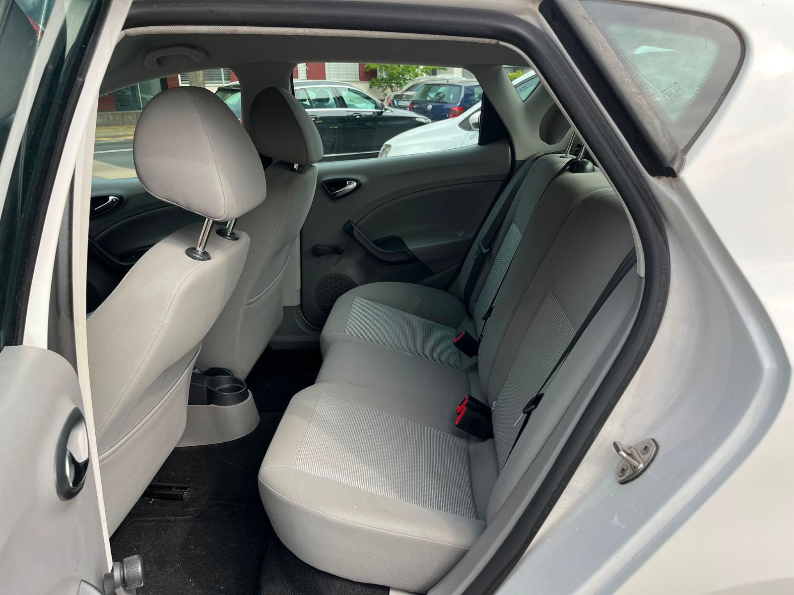 Fahrzeugabbildung SEAT Ibiza Lim. Stylance / Style