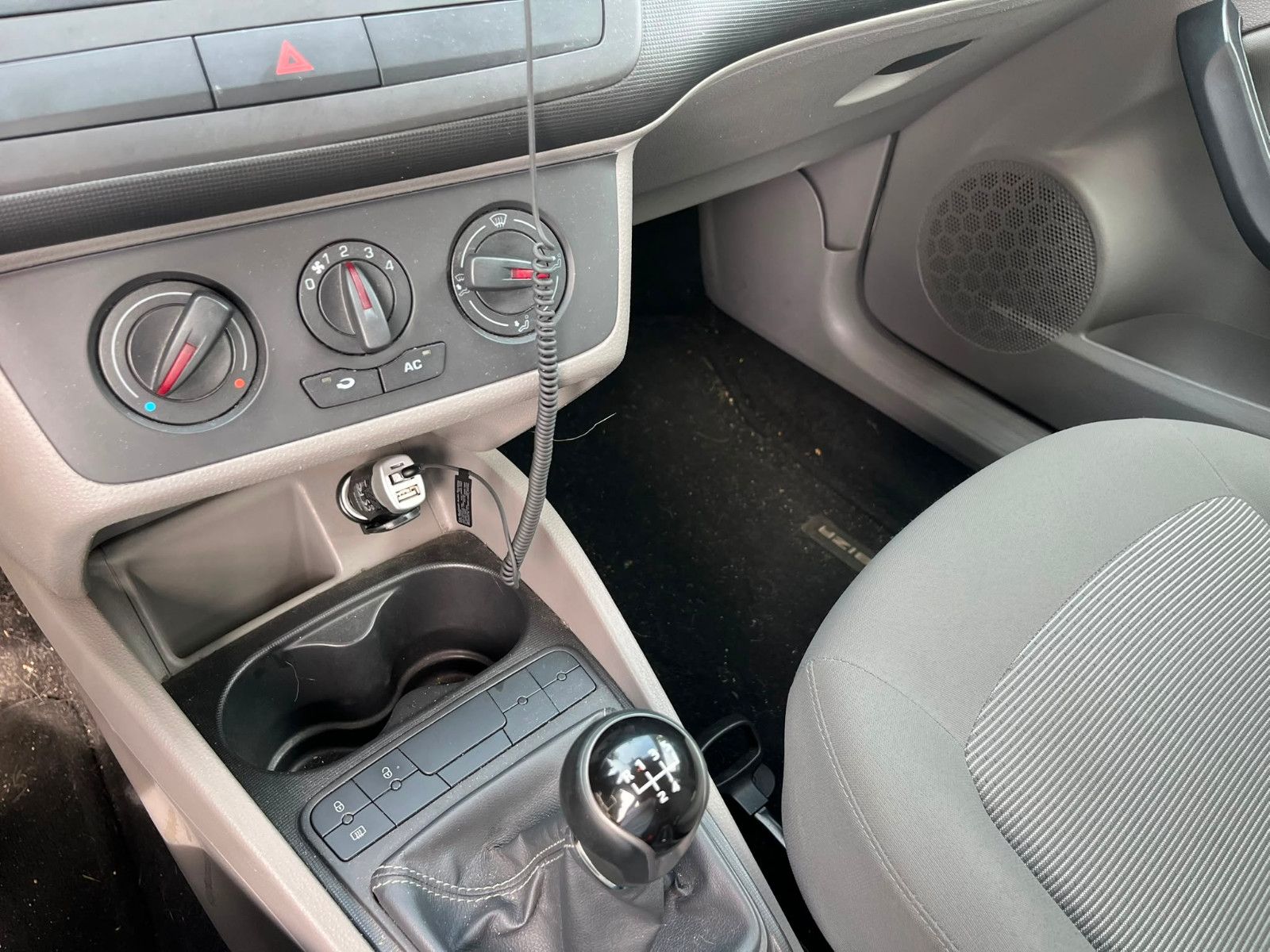 Fahrzeugabbildung SEAT Ibiza Lim. Stylance / Style