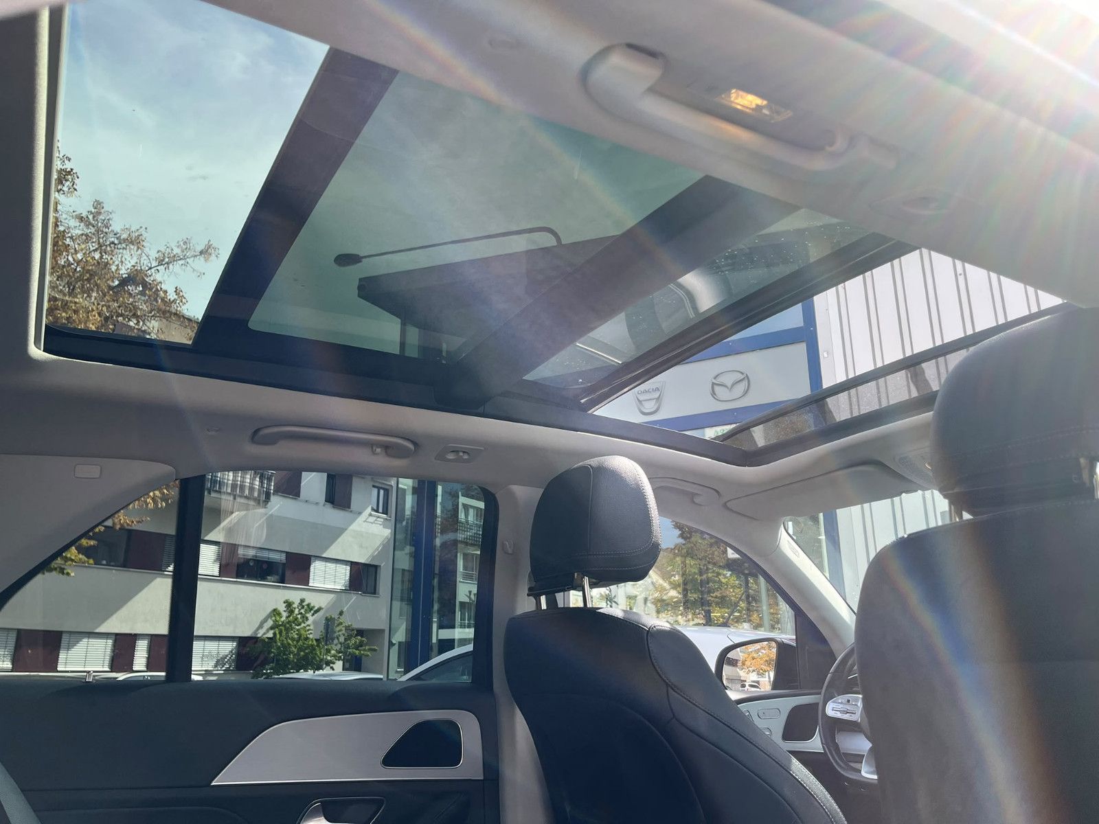 Fahrzeugabbildung Mercedes-Benz GLE 350 de 4Matic AMG Line *PANO*AHK*360