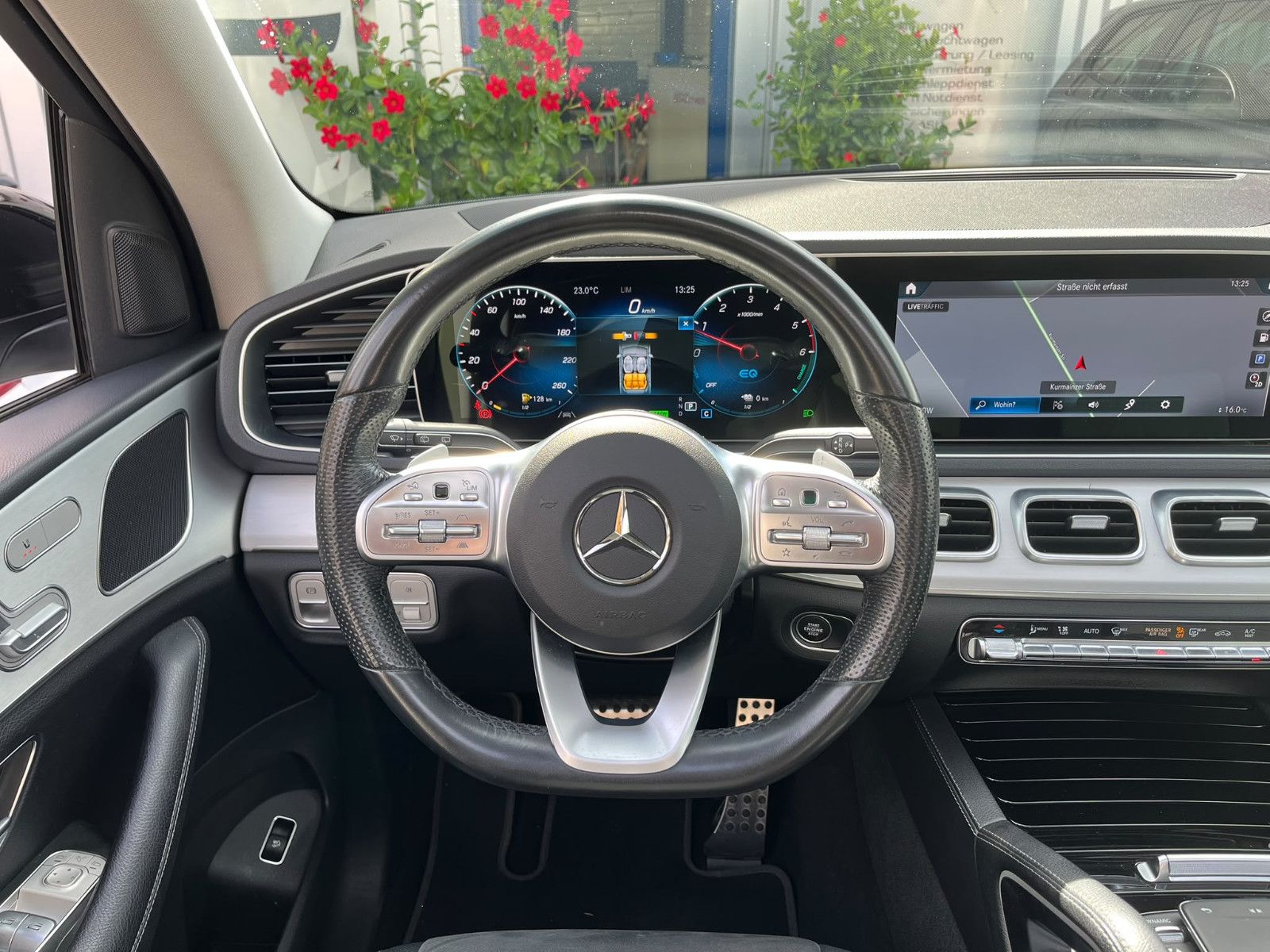 Fahrzeugabbildung Mercedes-Benz GLE 350 de 4Matic AMG Line *PANO*AHK*360