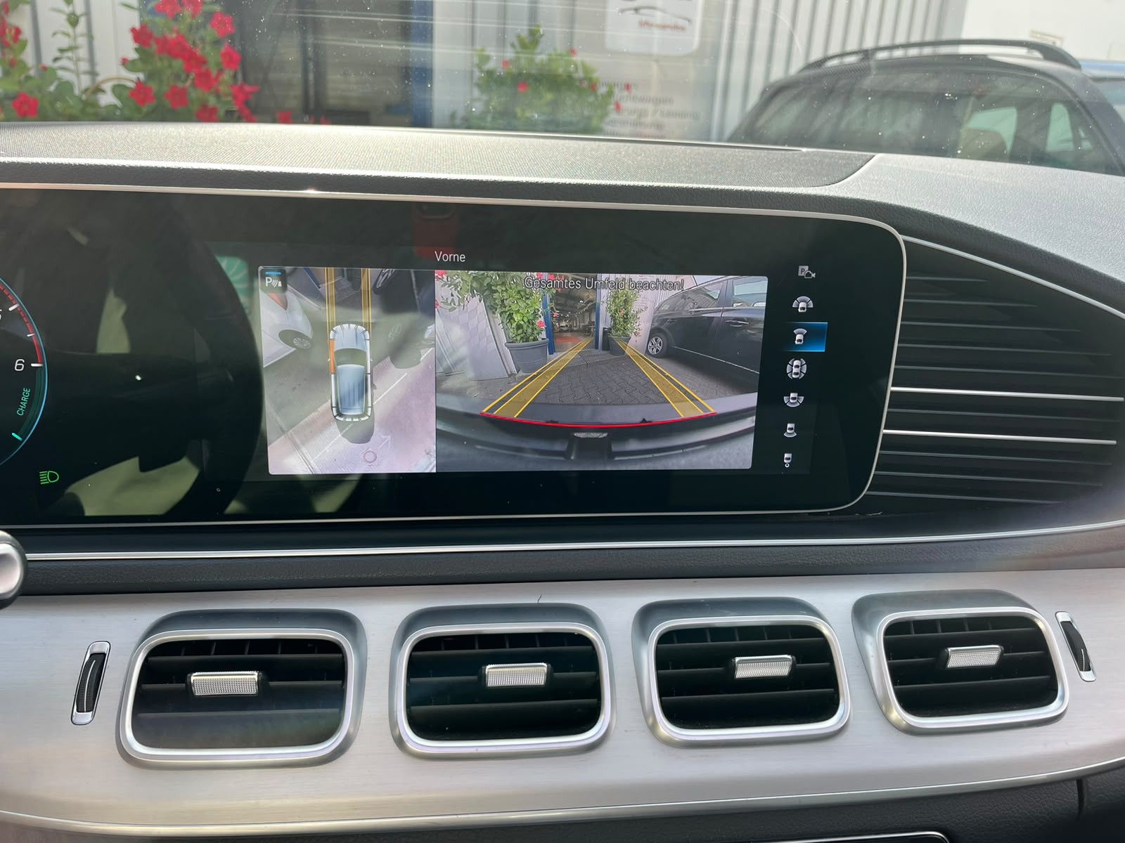 Fahrzeugabbildung Mercedes-Benz GLE 350 de 4Matic AMG Line *PANO*AHK*360