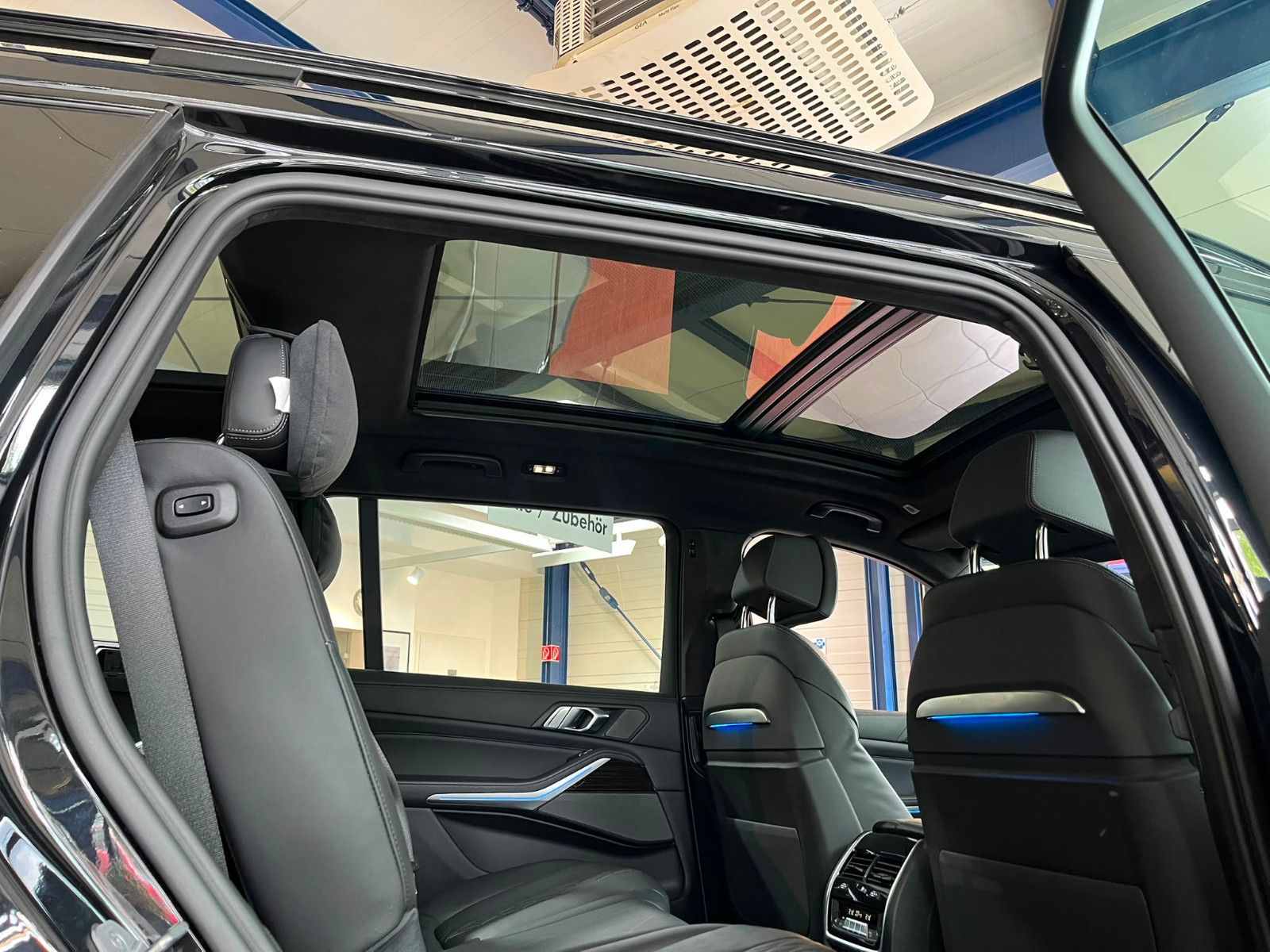 Fahrzeugabbildung BMW X7 xDrive 40 d M Sport *7SITZE*GARANTIE2028*360G