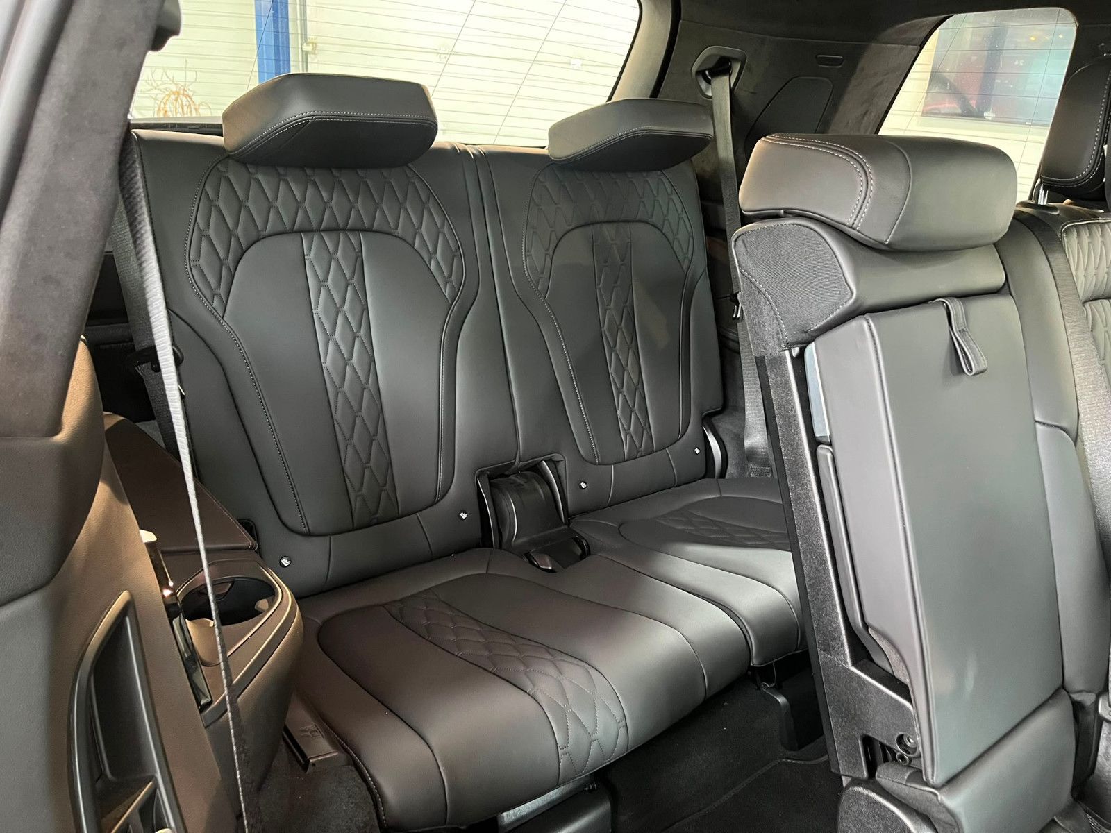 Fahrzeugabbildung BMW X7 xDrive 40 d M Sport *7SITZE*GARANTIE2028*360G