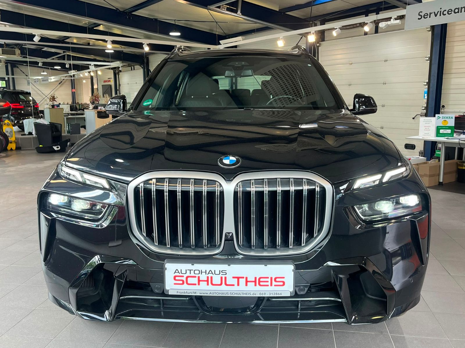Fahrzeugabbildung BMW X7 xDrive 40 d M Sport *7SITZE*GARANTIE2028*360G