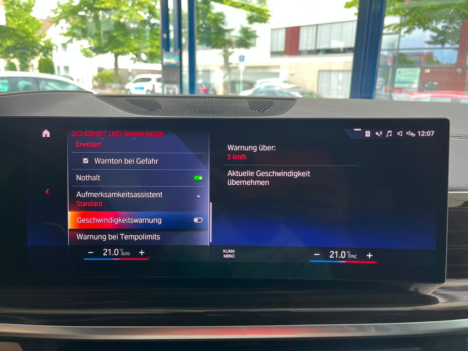 Fahrzeugabbildung BMW X7 xDrive 40 d M Sport *7SITZE*GARANTIE2028*360G