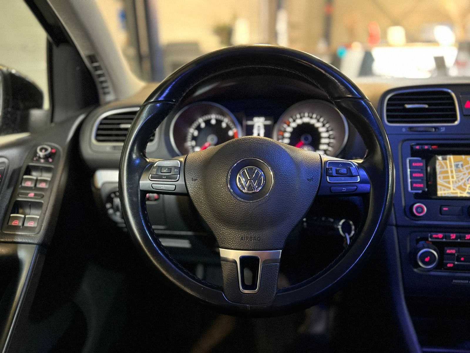 Fahrzeugabbildung Volkswagen Golf VI 1.4 Highline|AHK|PDC|STEUERKETTE NEU|