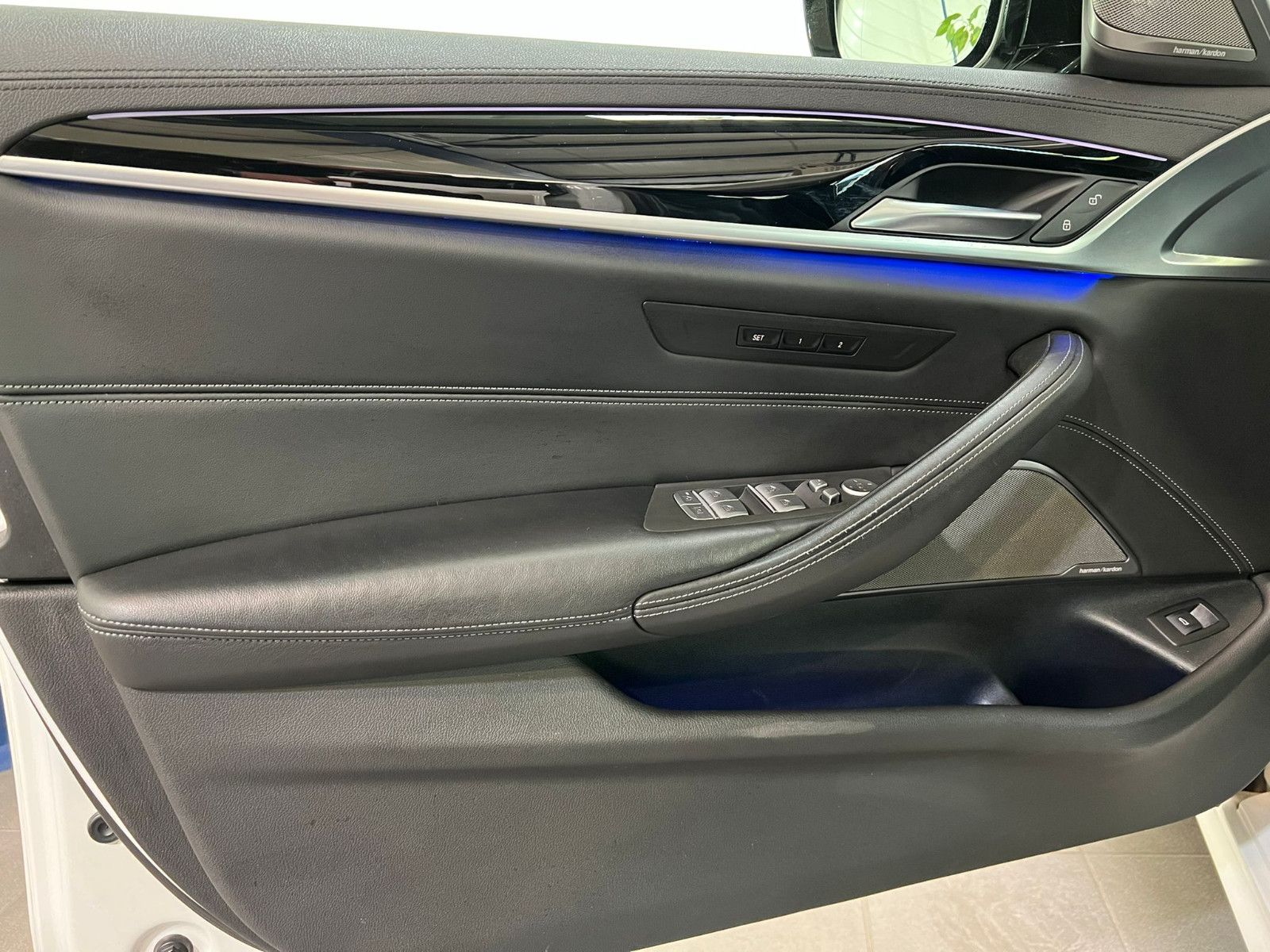 Fahrzeugabbildung BMW M5 Comp.|Facelift RKL|360°|Multifunkt.Sitze|HuD|
